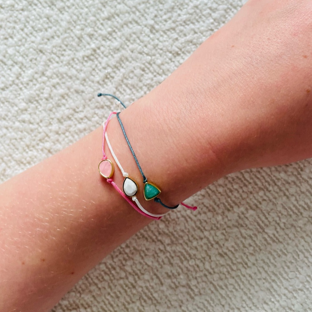 New GORJANA 18k gold plated “CALMING” bracelet - Picture 7 of 17